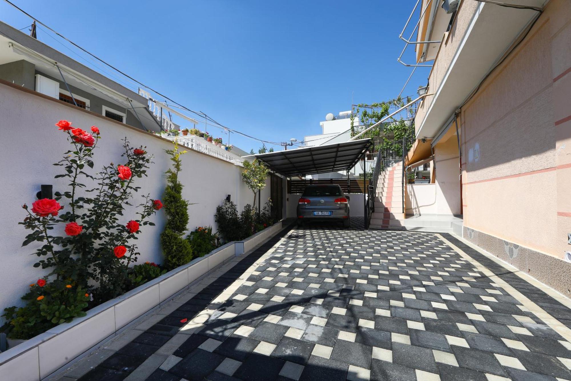Vila Feliz - Premium Rooms With Free Private Parking Vlore Exterior photo